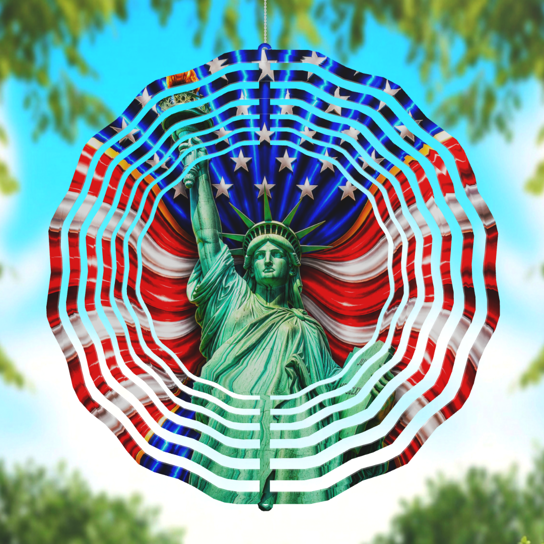 Statue of Liberty Wind Spinner - A Majestic Tribute to Freedom and Patriotism